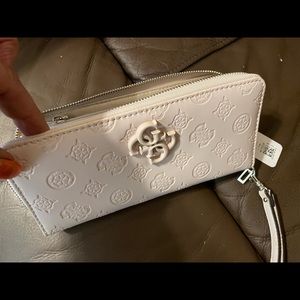Guess wallet /wristlet
